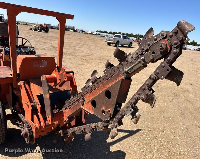 image for item EQ4545 1980 Ditch Witch R40 trencher