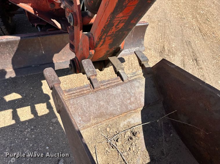 image for item EQ4545 1980 Ditch Witch R40 trencher