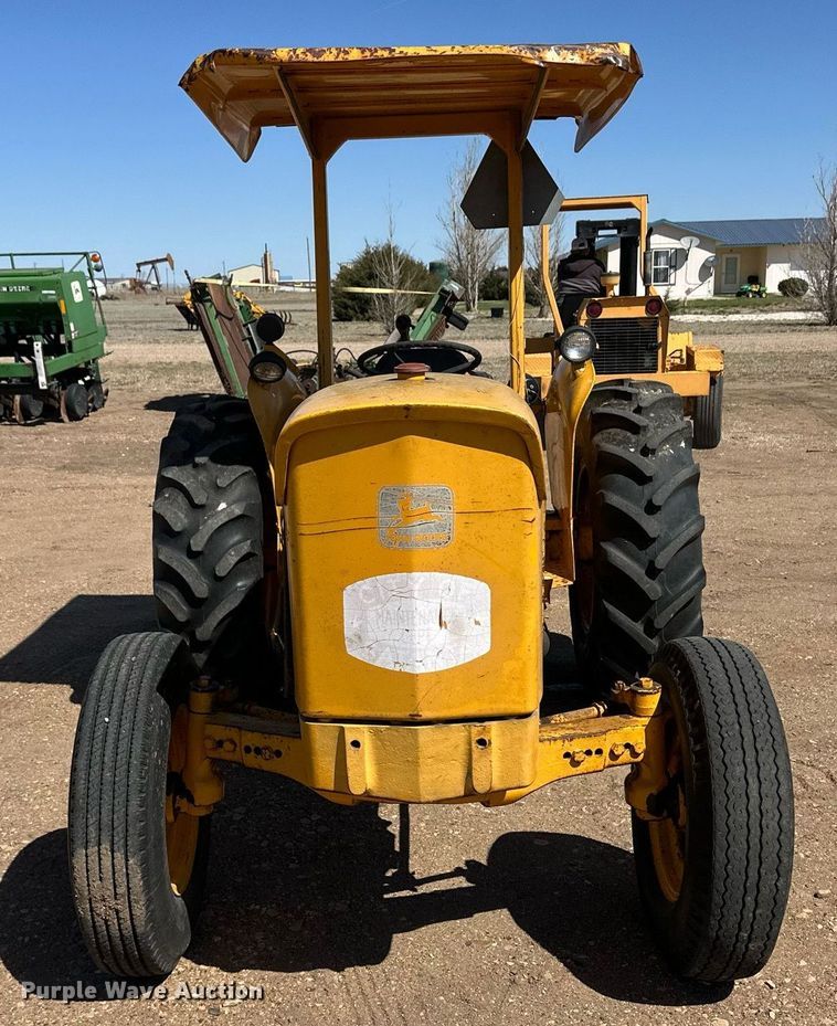 image for item EQ4546 1978 John Deere 301A tractor