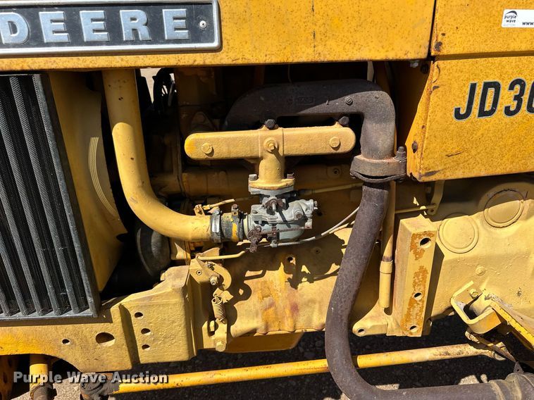 image for item EQ4546 1978 John Deere 301A tractor