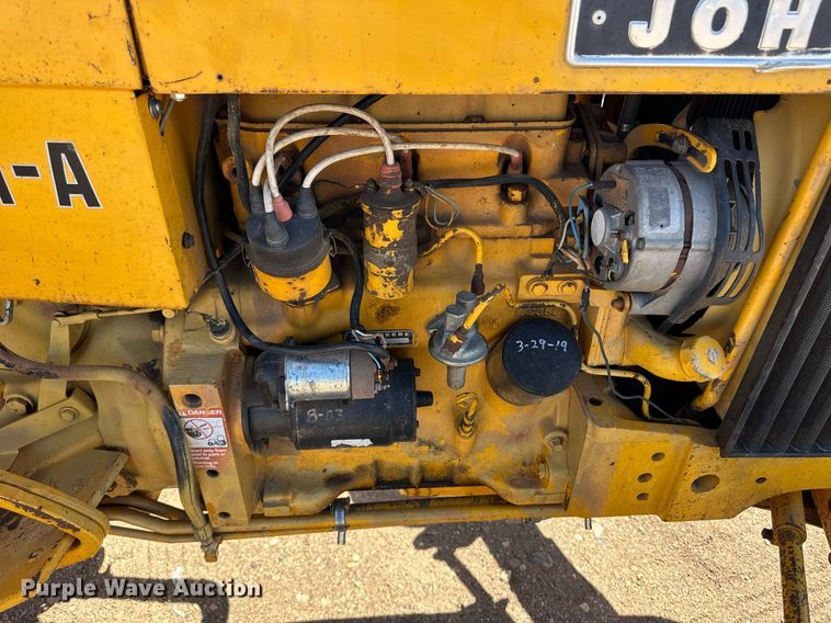 image for item EQ4546 1978 John Deere 301A tractor