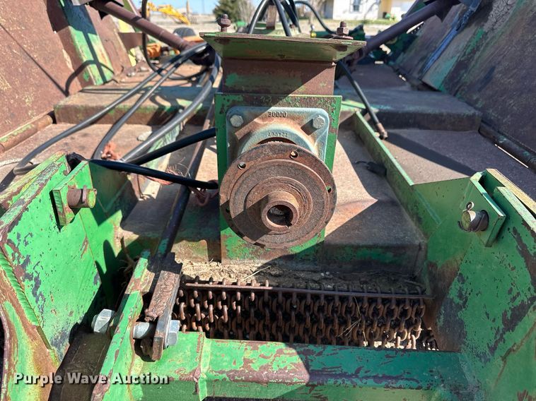 image for item EQ4547 John Deere batwing rotary mower