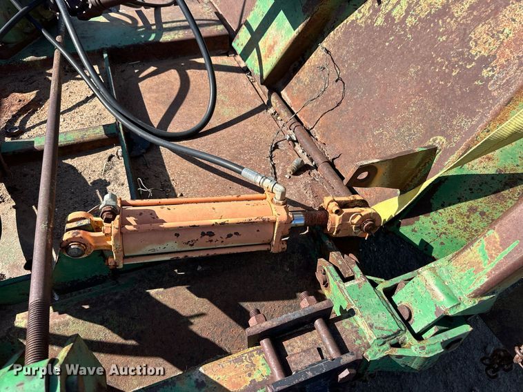 image for item EQ4547 John Deere batwing rotary mower