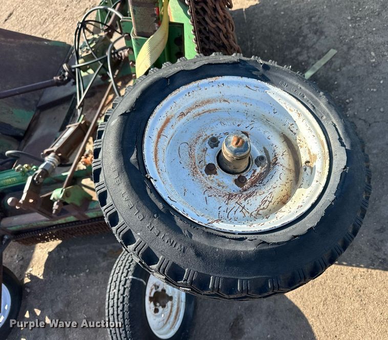 image for item EQ4547 John Deere batwing rotary mower