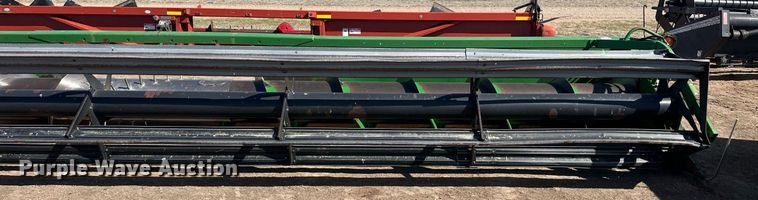 image for item EQ4552 1995 John Deere 930 rigid head