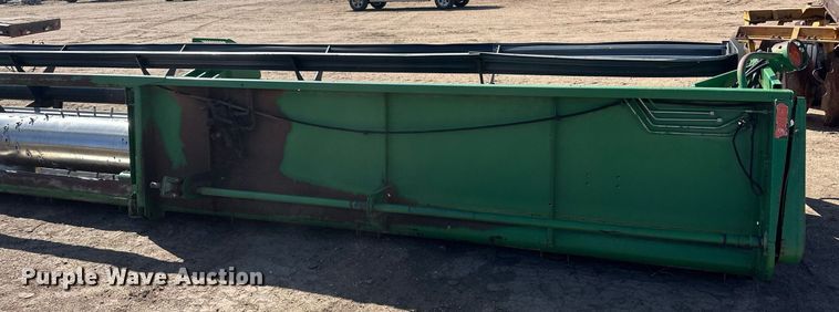 image for item EQ4552 1995 John Deere 930 rigid head