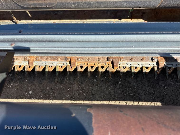 image for item EQ4552 1995 John Deere 930 rigid head