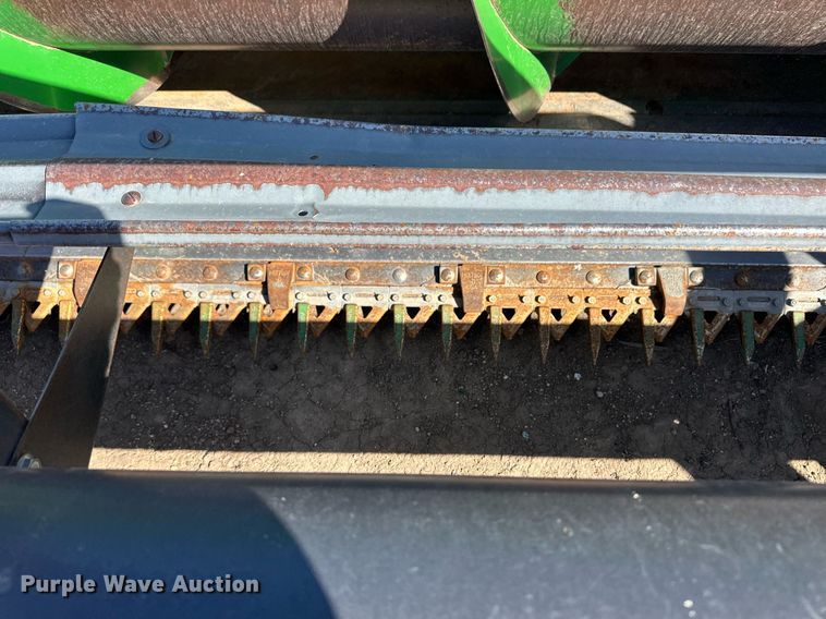 image for item EQ4552 1995 John Deere 930 rigid head