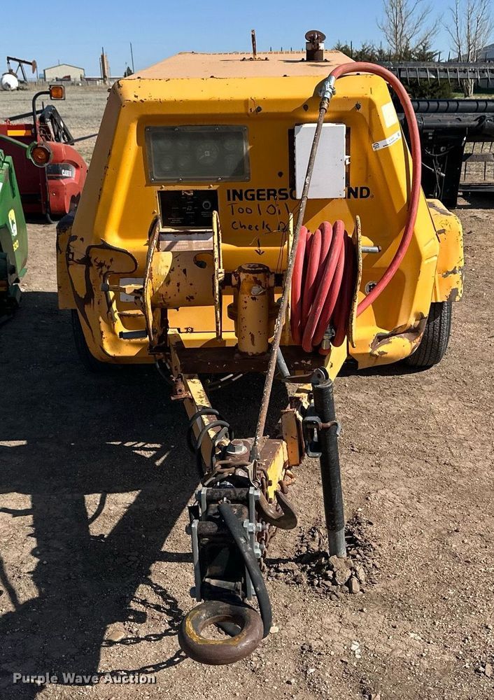 image for item EQ4553 Ingersoll Rand air compressor