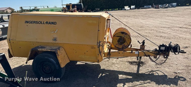 image for item EQ4553 Ingersoll Rand air compressor