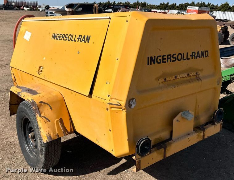 image for item EQ4553 Ingersoll Rand air compressor