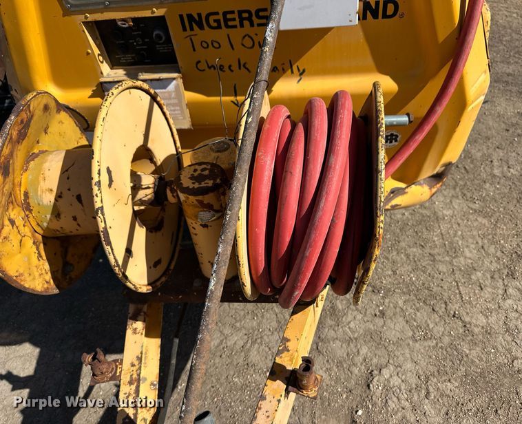 image for item EQ4553 Ingersoll Rand air compressor