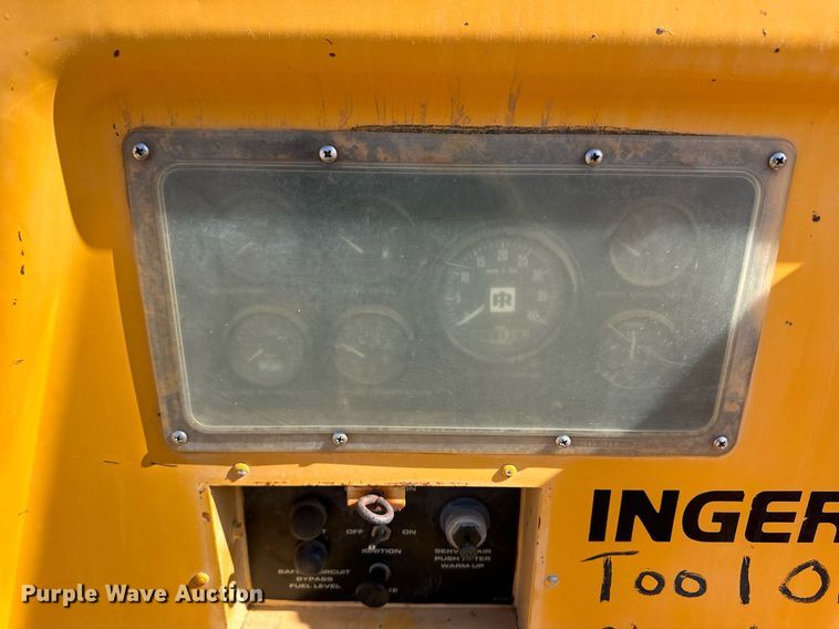 image for item EQ4553 Ingersoll Rand air compressor