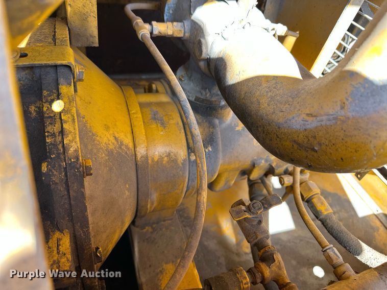 image for item EQ4553 Ingersoll Rand air compressor