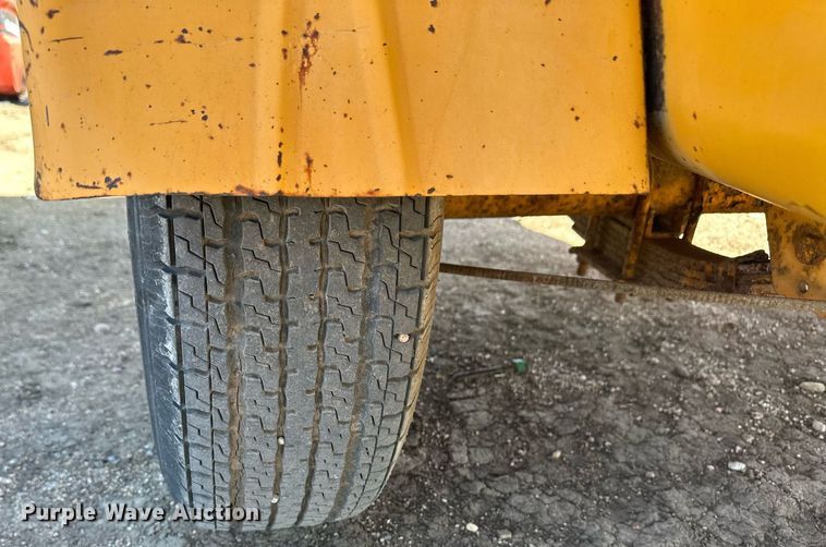 image for item EQ4553 Ingersoll Rand air compressor