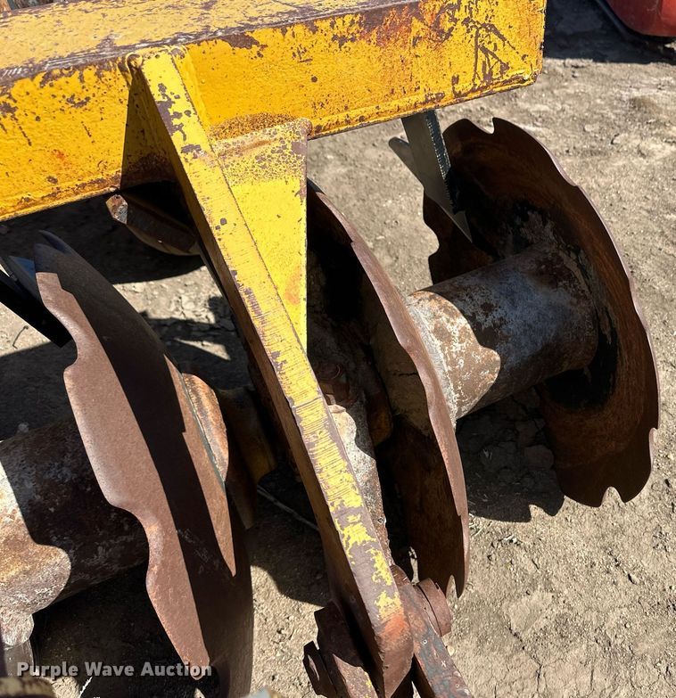 image for item EQ4555 Rome off-set disk