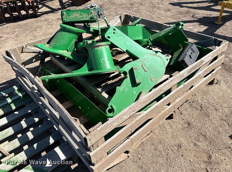 image for item EQ4563 John Deere loader brackets