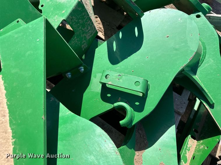 image for item EQ4563 John Deere loader brackets
