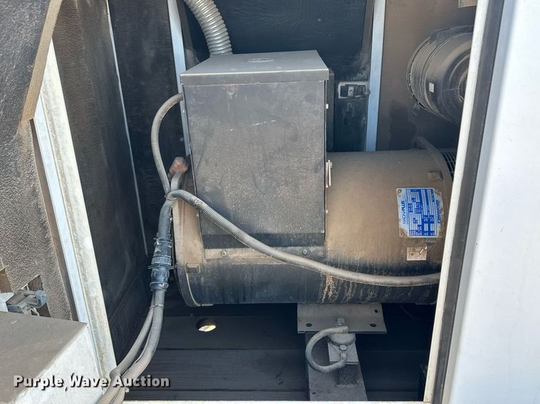 image for item EQ4565 Stateline SP100 generator