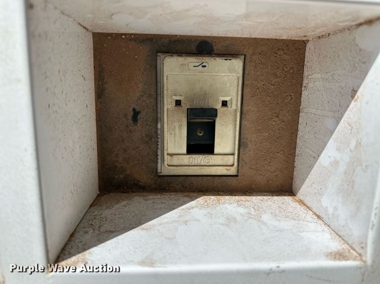 image for item EQ4565 Stateline SP100 generator