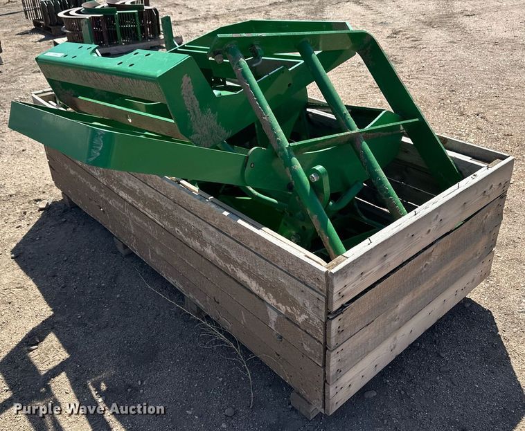 image for item EQ4566 John Deere tractor parts