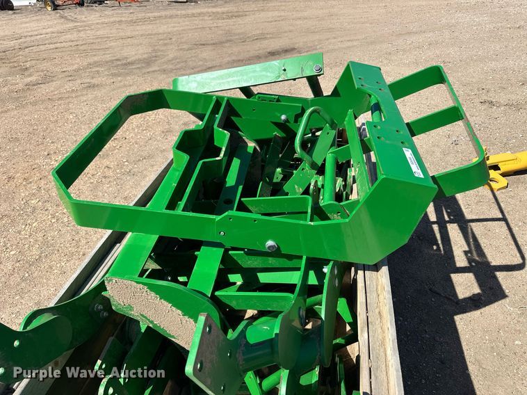 image for item EQ4566 John Deere tractor parts