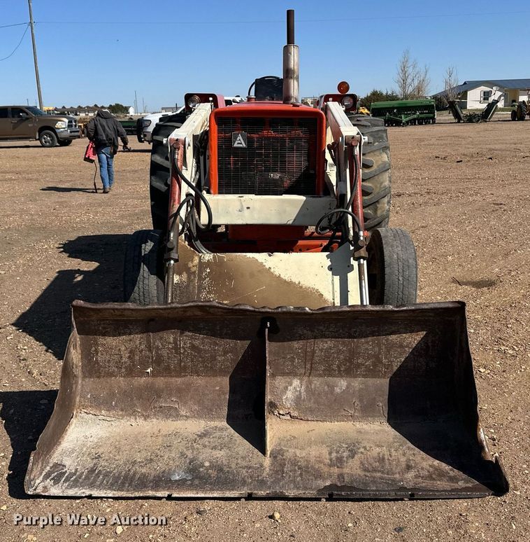 image for item EQ4568 Allis-Chalmers 175 tractor