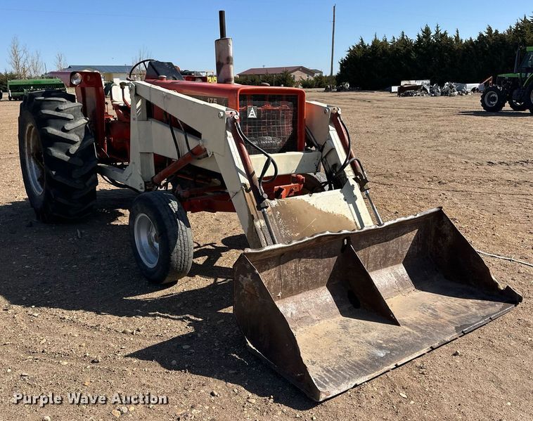 image for item EQ4568 Allis-Chalmers 175 tractor