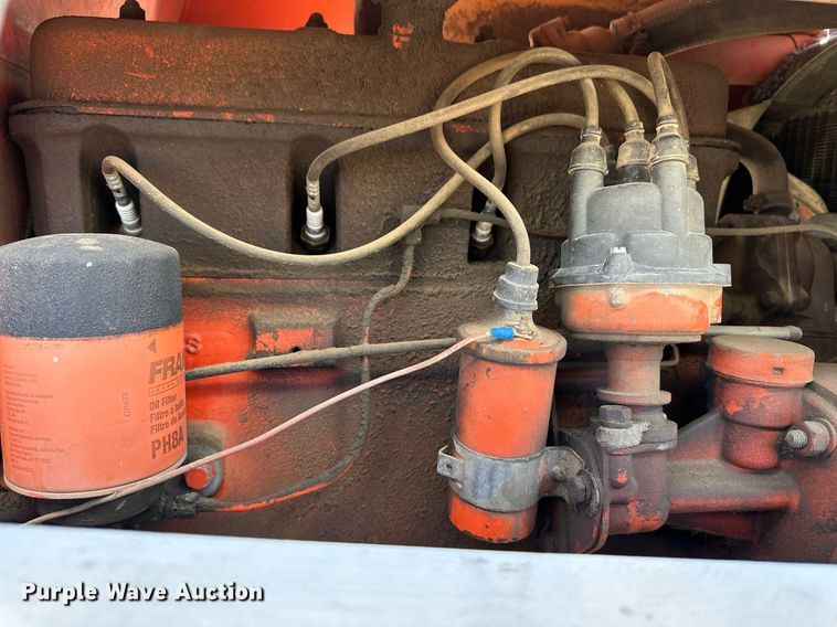 image for item EQ4568 Allis-Chalmers 175 tractor