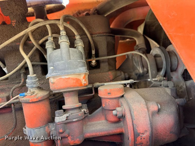 image for item EQ4568 Allis-Chalmers 175 tractor