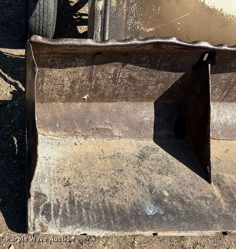 image for item EQ4568 Allis-Chalmers 175 tractor