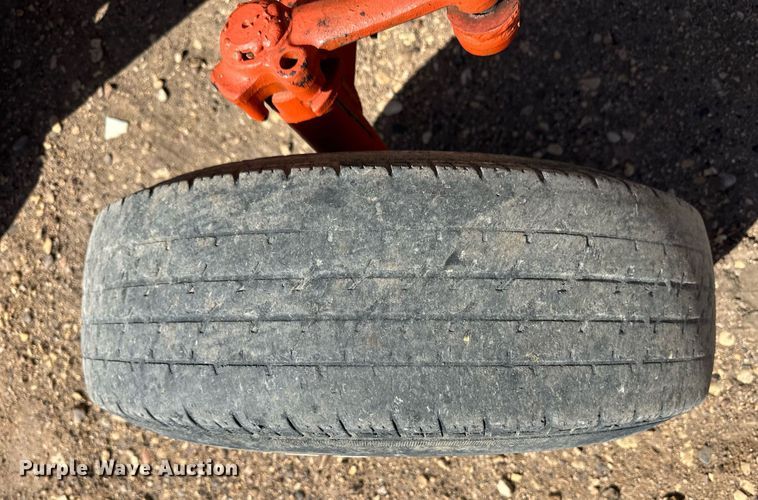 image for item EQ4568 Allis-Chalmers 175 tractor