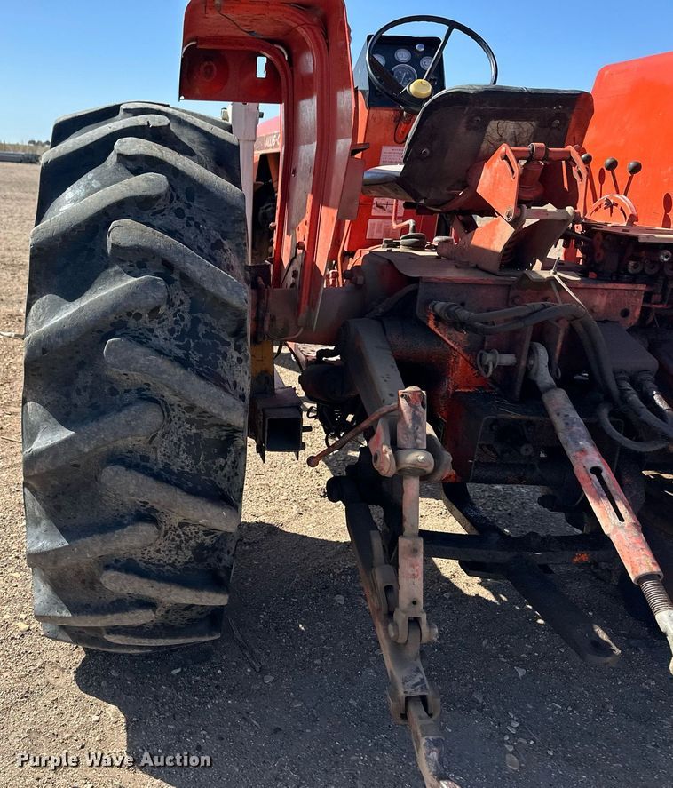 image for item EQ4568 Allis-Chalmers 175 tractor