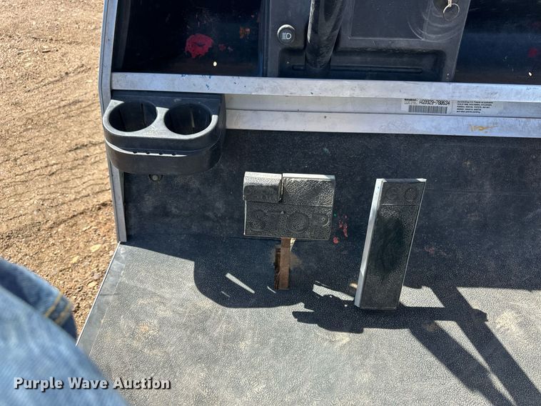 image for item EQ4569 1999 Club Car DS golf cart