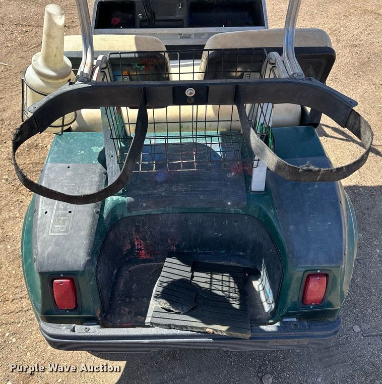 image for item EQ4569 1999 Club Car DS golf cart