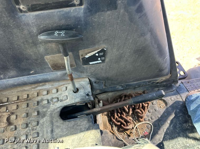 image for item EQ4570 Deutz-Allis 7085 MFWD tractor