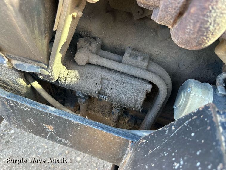 image for item EQ4570 Deutz-Allis 7085 MFWD tractor