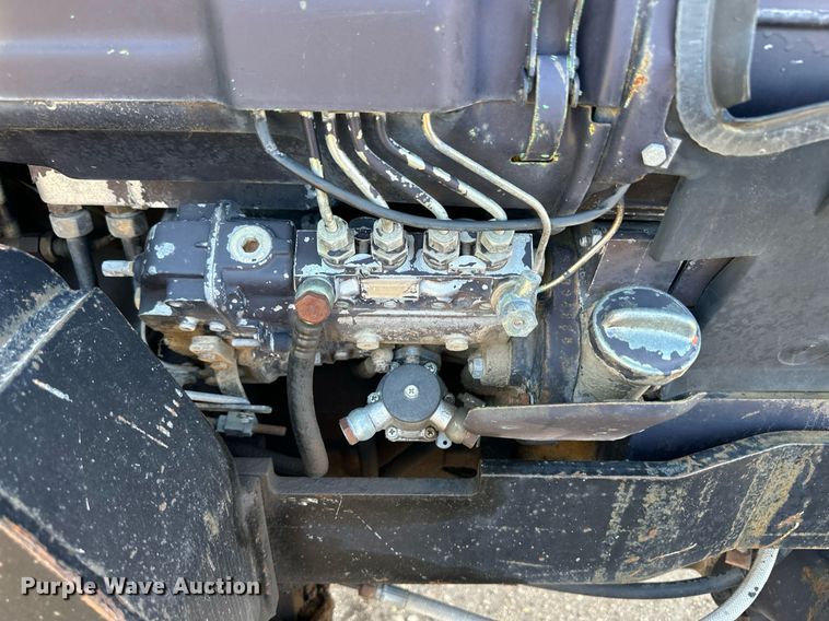 image for item EQ4570 Deutz-Allis 7085 MFWD tractor