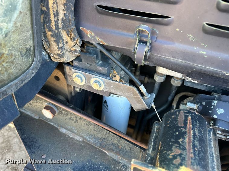 image for item EQ4570 Deutz-Allis 7085 MFWD tractor