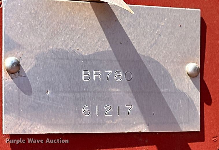 image for item EQ4572 New Holland BR780 round baler