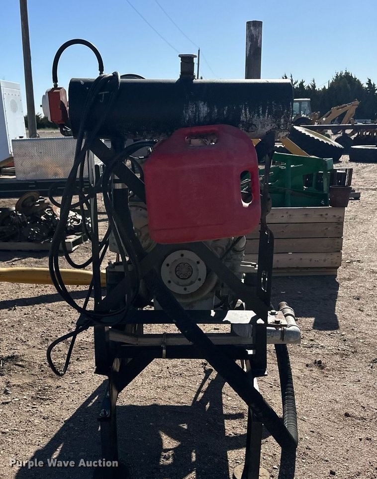 image for item EQ4630 2004 Daewoo irrigation engine