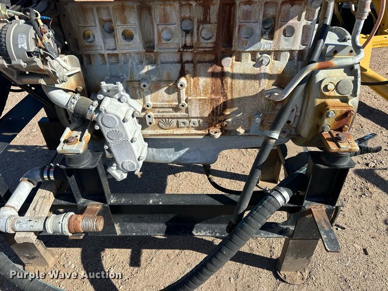 image for item EQ4630 2004 Daewoo irrigation engine