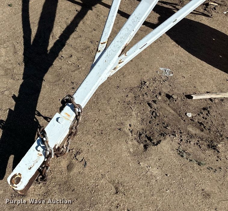 image for item EQ4633 NH3 tank trailer