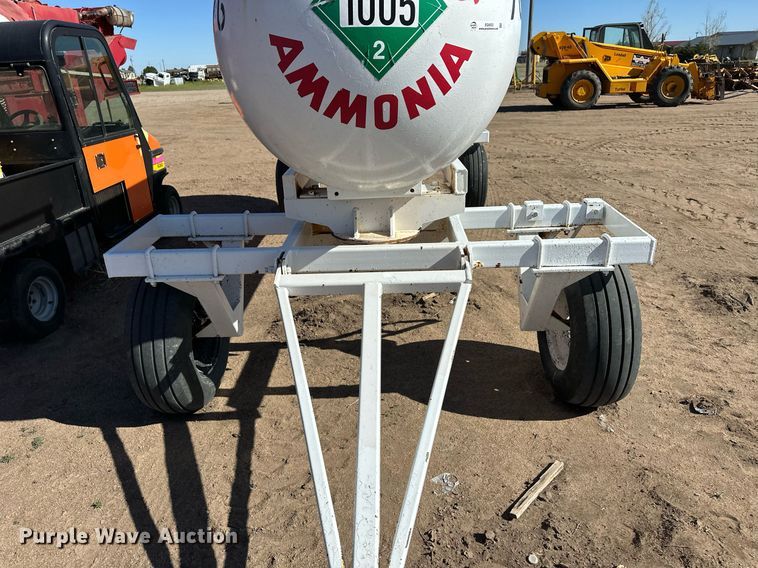 image for item EQ4633 NH3 tank trailer