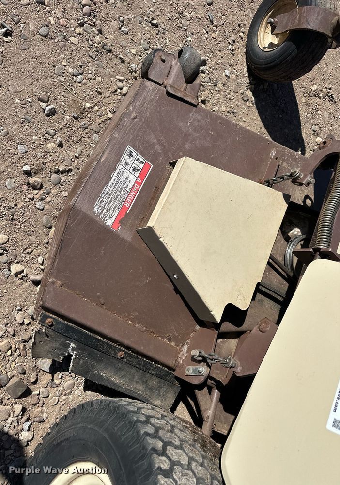 image for item EQ4635 Grasshopper 325D ZTR lawn mower