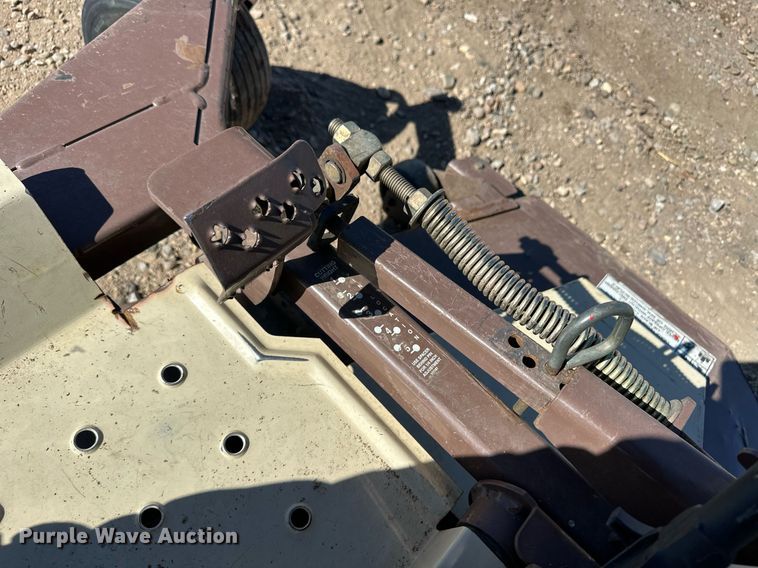 image for item EQ4635 Grasshopper 325D ZTR lawn mower