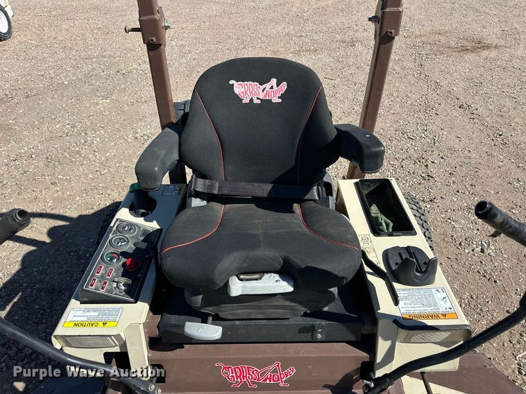 image for item EQ4635 Grasshopper 325D ZTR lawn mower