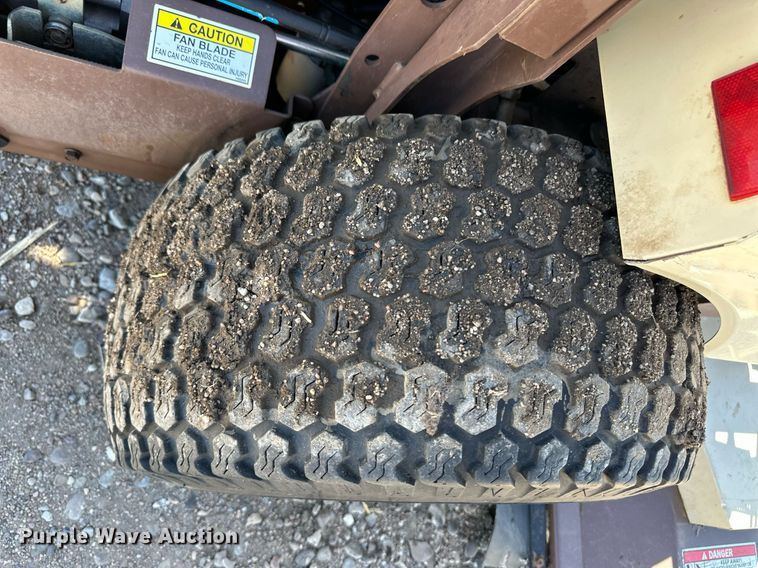 image for item EQ4635 Grasshopper 325D ZTR lawn mower