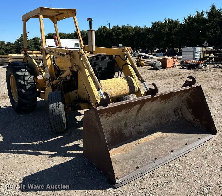 image for item EQ4639 Ford 445A tractor
