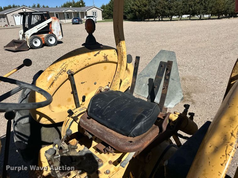 image for item EQ4639 Ford 445A tractor